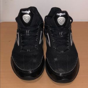 Womens Reebok shoes SIZE 7